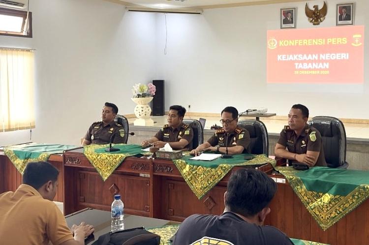 Kejari Tabanan Ungkap Korupsi LPD Pacung, Kerugian Negara Rp429 Juta